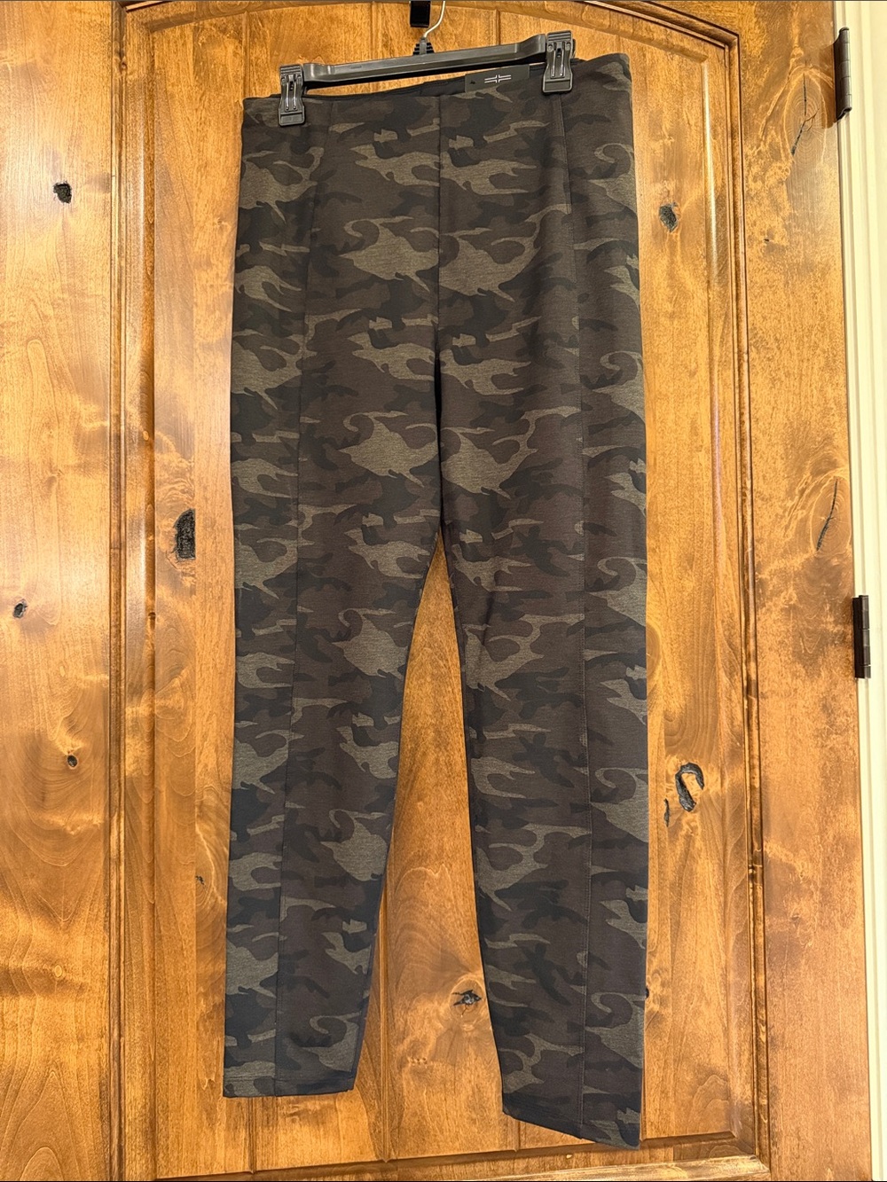 Liverpool Womens Camouflage leggings